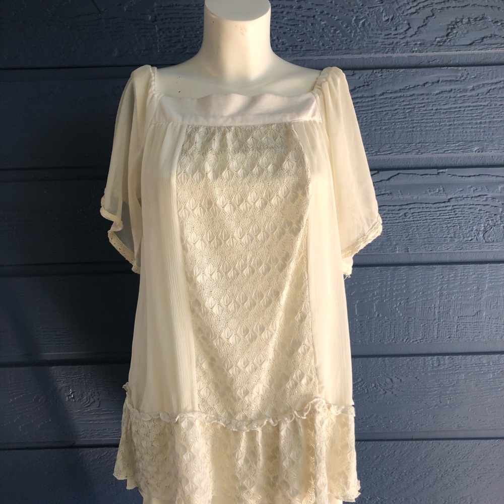 White dress or shirt